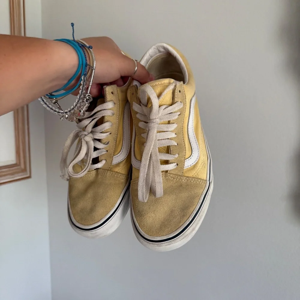 Yellow Vans Women's size 9 - Picture 7 of 10